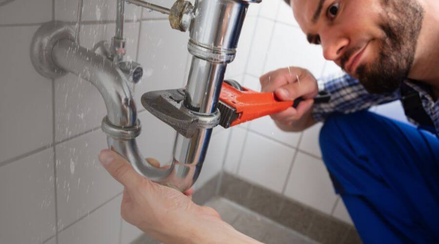 Toilet leak repair in Lincoln, RI