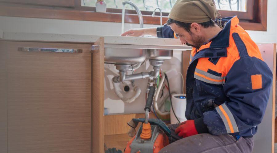 Professional clogged toilet repair in Lincoln, RI